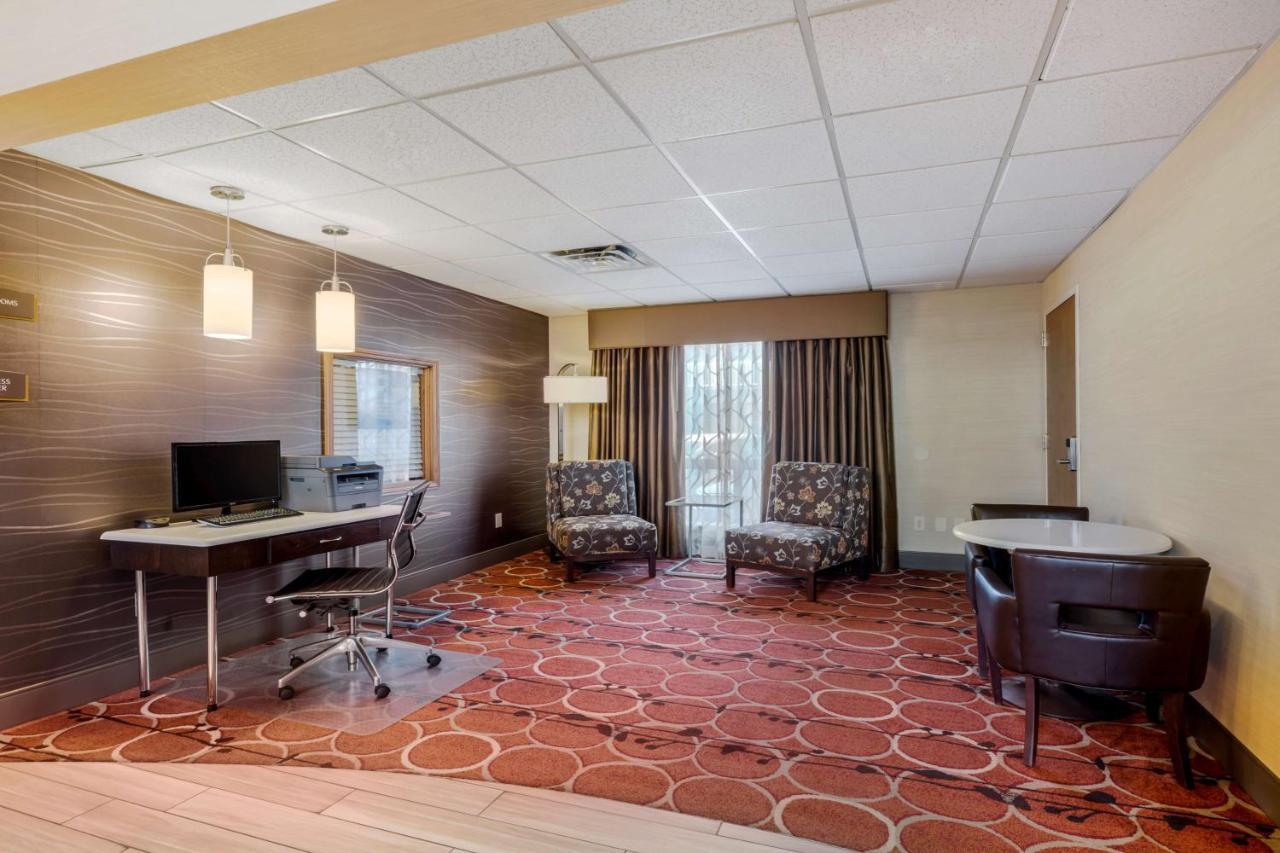 Best Western Falcon Plaza - Bowling Green Bagian luar foto